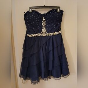 Juniors Strapless Formal Dress